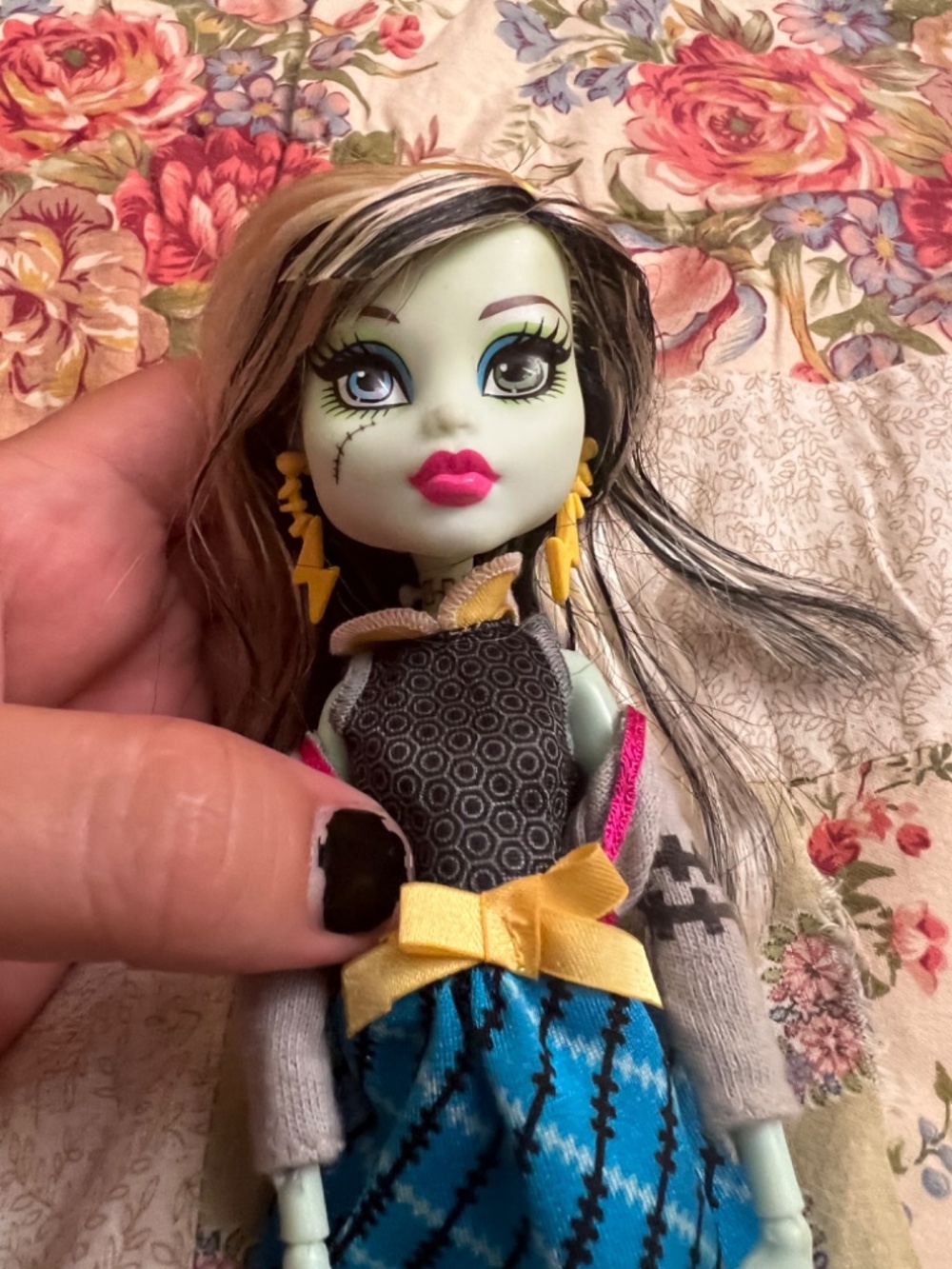 Frankie and Jackson Monster High Dolls - Picture 10 of 16